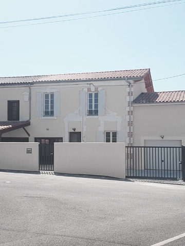 Restructuration d'une maison à Saint Michel (16)